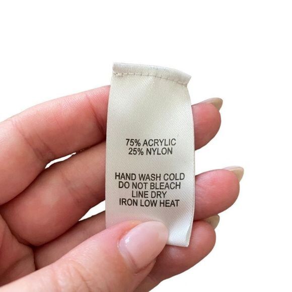 LULUS V-Neck Loose‎ Fit Sweater Sz Sm - Picture 5 of 5